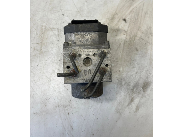 Jednotka ABS 24432510   Opel Zfira A 2002