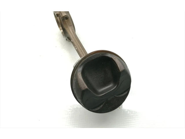  Поршень с шатуном BMN   Audi A3 S3 8P  