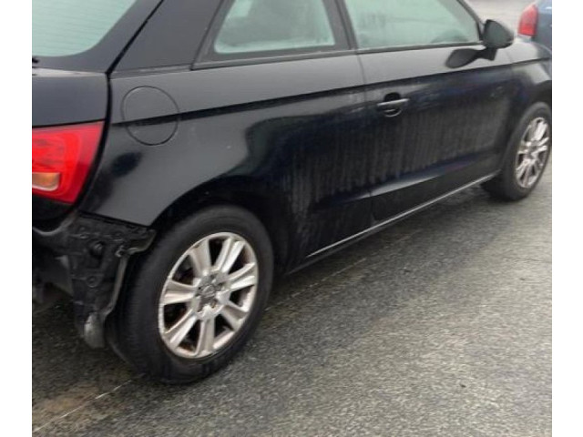 Панель приборов Audi A1