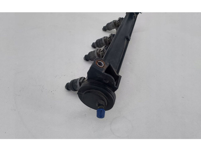 Топливная рампа 06A133317AC   Skoda Octavia Mk2 (1Z)   для двигателя BGU