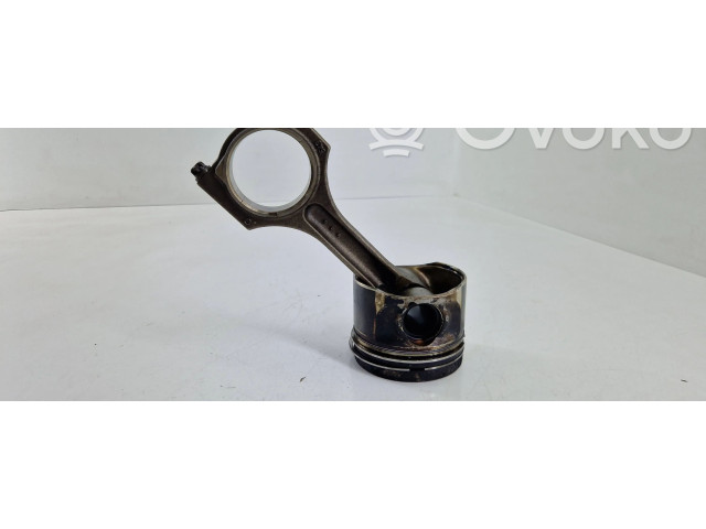  Поршень с шатуном N47C20A N47C20A, N47  Mini Cooper Countryman R60  