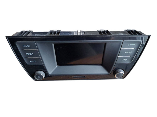 Радио/ проигрыватель CD/DVD / навигация 6V0035867D    Skoda Fabia Mk3 (NJ)