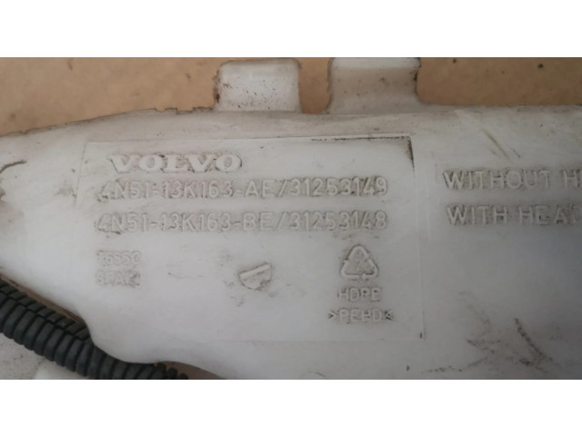 Бачок оконной жидкости