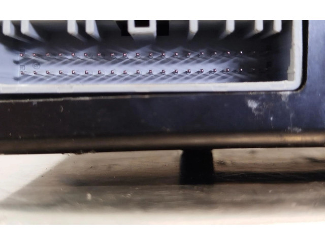 Блок управления двигателя 285257362R Renault Clio I