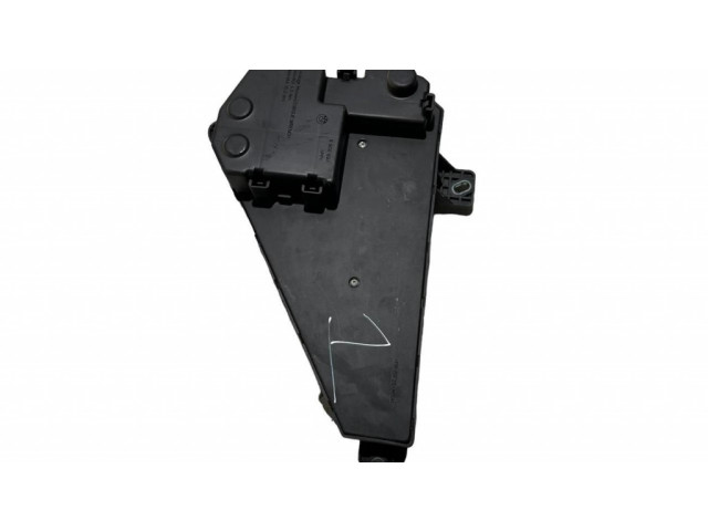 Pojistková skříňka 6906603 BMW 5 E60 E61 2005