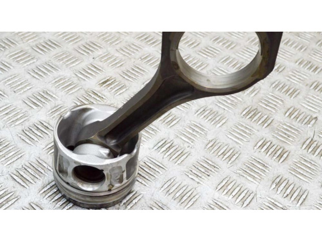 Поршень 448DT Land Rover Range Rover L405 для дизельного двигателя 4.4