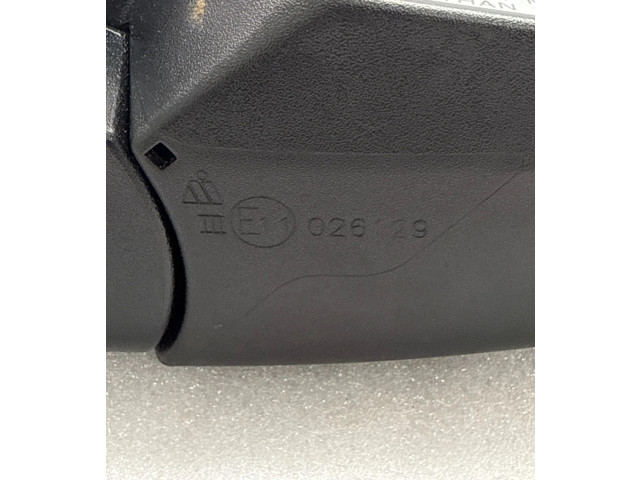 Зеркало электрическое Jeep Cherokee IV KK 2008 - 2013 года