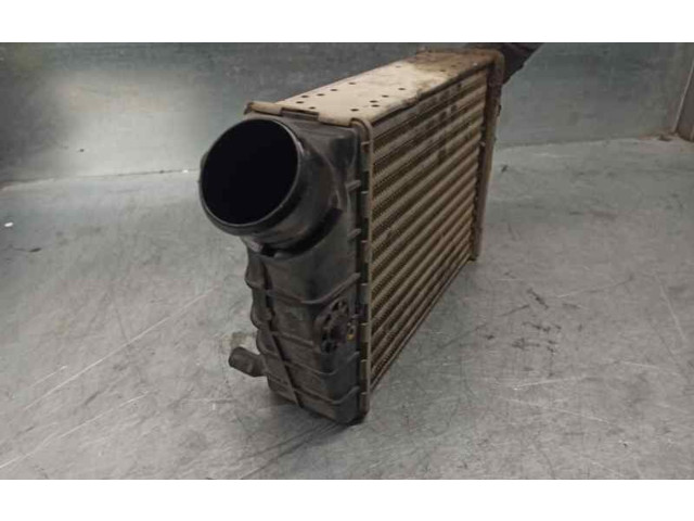 Интеркулер 46444726, 1550789 Lancia Lybra