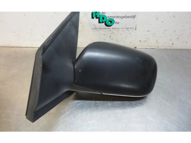 Зеркало (механическое) Daihatsu YRV - года