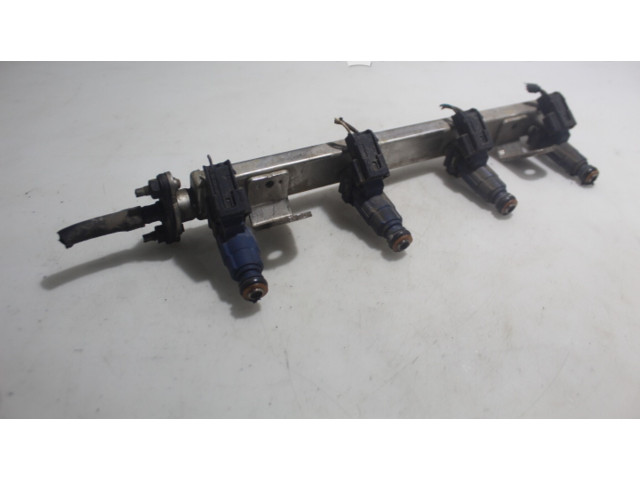 Vstřikovací lišta KIA Venga