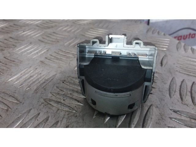 Контакты замка зажигания