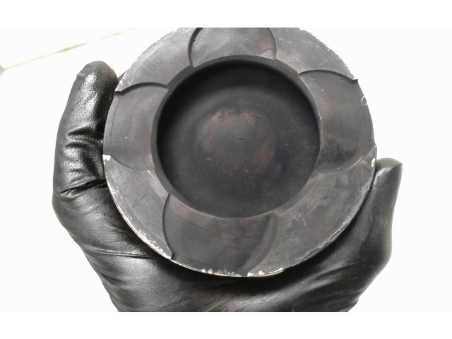 Поршень с шатуном 4N14 Mitsubishi Outlander