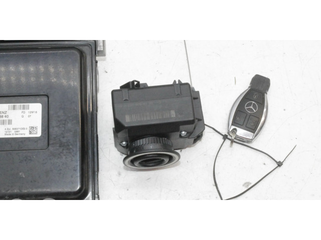 Řídící jednotka A2711500391, A0034468840 Mercedes-Benz C W204 2012