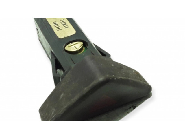 Включатель аварийных фонарей