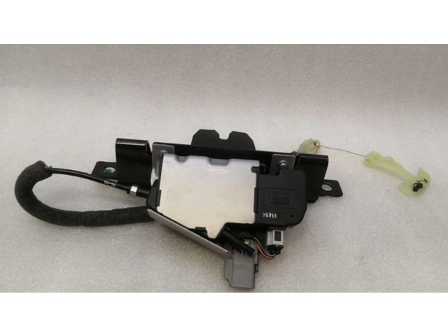 Zámek zadních dveří 31253052 Aston Martin DB9 2014