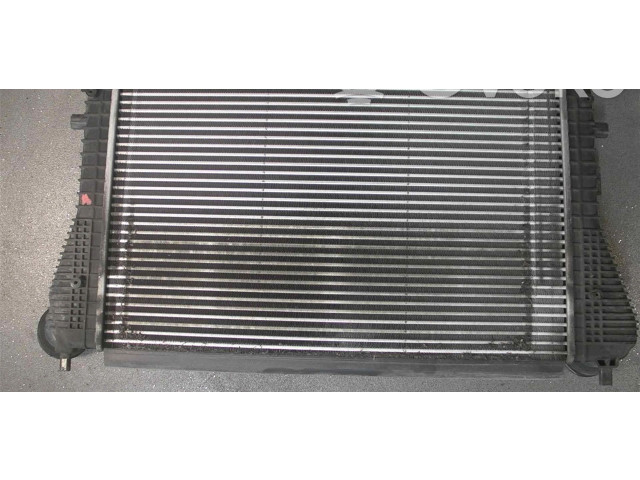 Интеркулер 1K0145803E Skoda Octavia Mk2 (1Z)