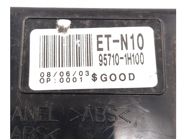 Дисплей    957101H100, 95710-1H100   KIA Ceed