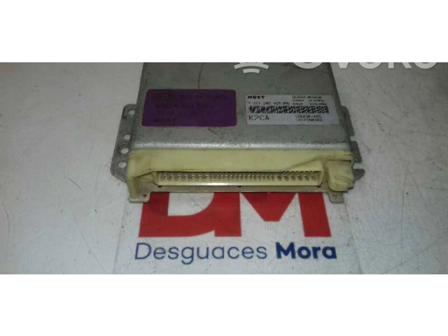 Блок управления двигателем Блок управления M261206425   KIA Carens II