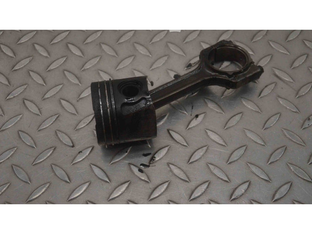 Píst 2239 Fiat Punto (199) 199 B4.000