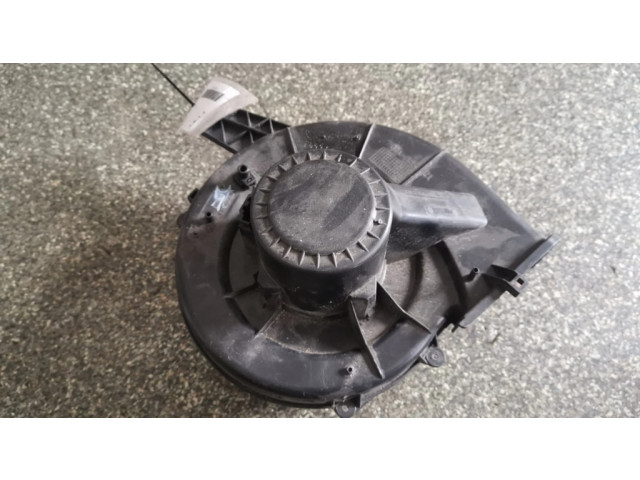 Вентилятор печки    6Q1820015B   Skoda Fabia Mk1 (6Y)