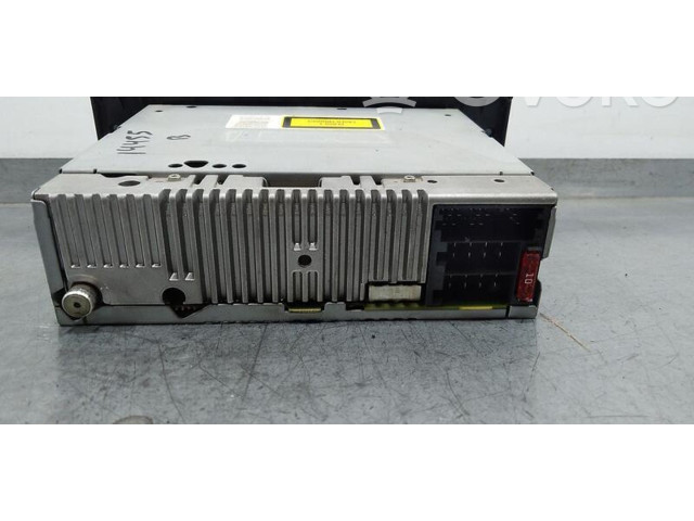 Pojistková skříňka Радио/ проигрыватель / навигация 1699002900001 Mercedes-Benz B W245 2005