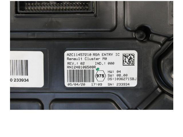 Панель приборов    Dacia Duster II       