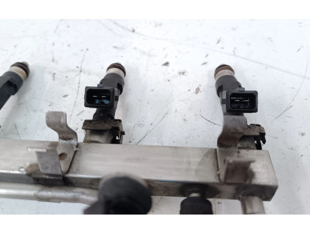 Комплект форсунок 55577580, 0280151267 Opel Meriva B