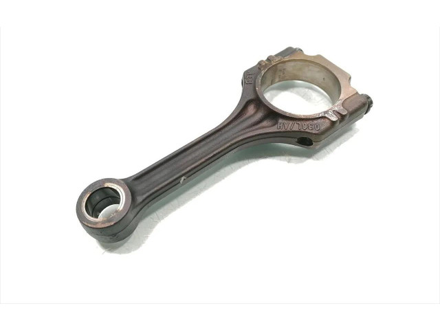 Шатун      Audi A3 S3 8P  