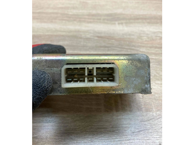 Блок комфорта MD089241, K8T76272 Mitsubishi Space Wagon