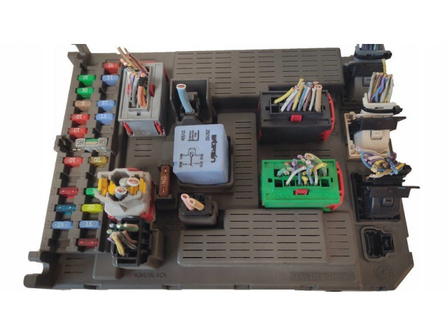 Блок предохранителей