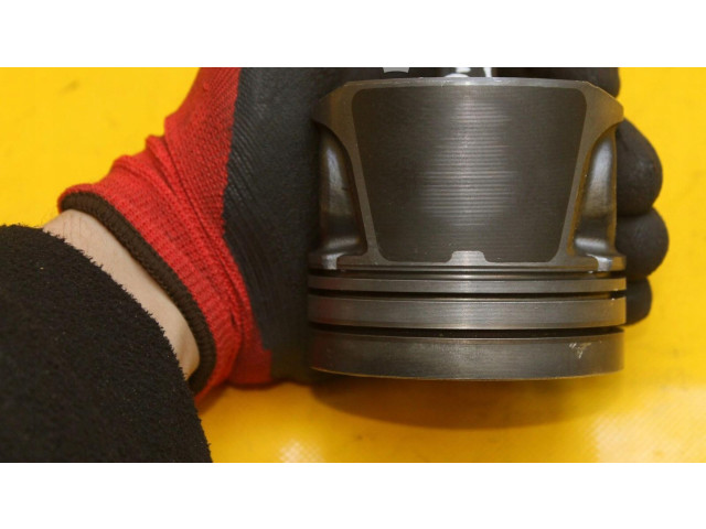 Píst Mercedes-Benz A W169