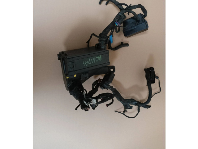 Блок предохранителей Jeep Compass