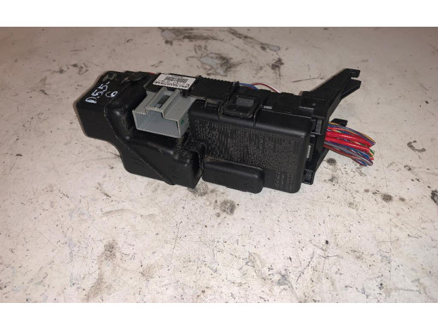 Блок предохранителей  31337663, D55-6   Volvo S60    