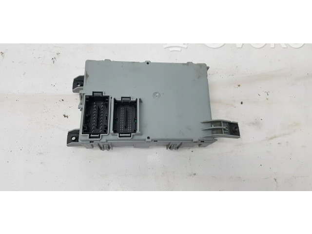 Блок предохранителей 00519358060, 10071 Fiat Grande Punto