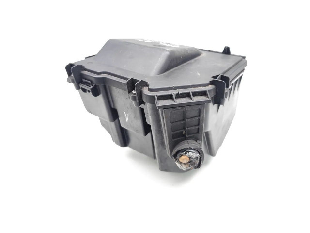 Блок предохранителей 13144736 Opel Meriva A