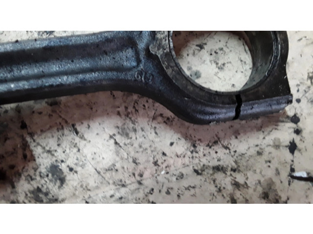 Поршень с шатуном 619 Citroen C3 Picasso для дизельного двигателя 1.6