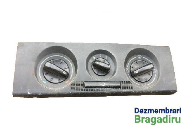 Блок управления климат-контролем Skoda Fabia Mk1 (6Y)