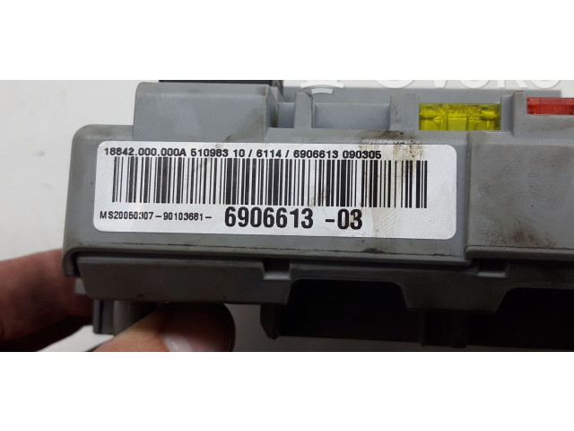 Блок предохранителей 6906613, 106887   BMW 1 E81 E87    