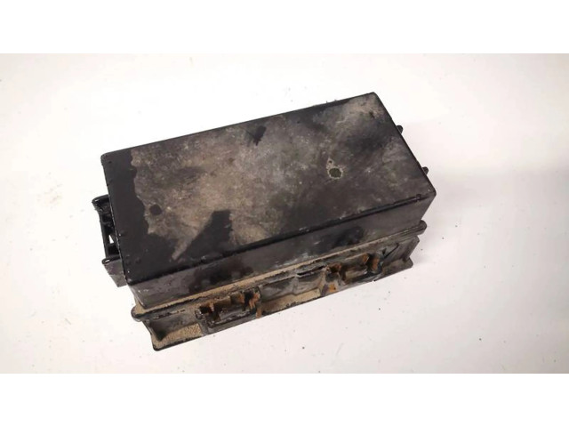 Pojistková skříňka p05084228ab Dodge Caliber 2007