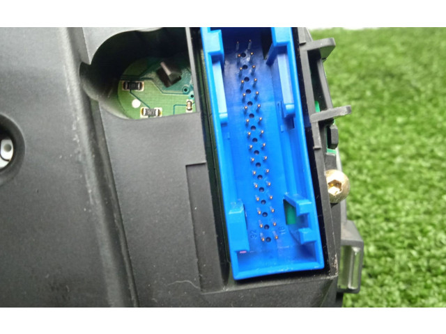 Панель приборов 1U0920811B Skoda Octavia Mk1 (1U)