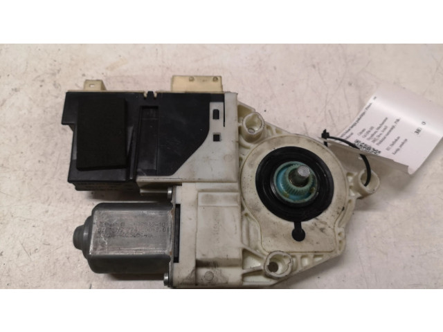 Передний двигатель механизма для подъема окон