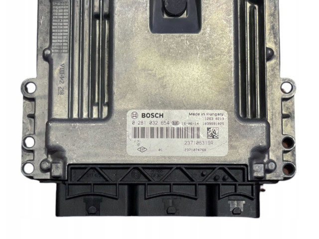 Блок управления двигателя 237106319R, 0281032654 Dacia Dokker