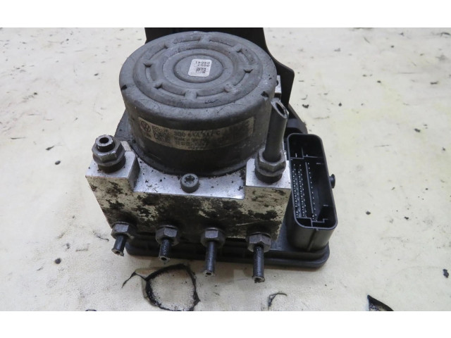 Блок АБС 3Q0907379C Skoda Octavia Mk3 (5E) 2013 - 2019 года