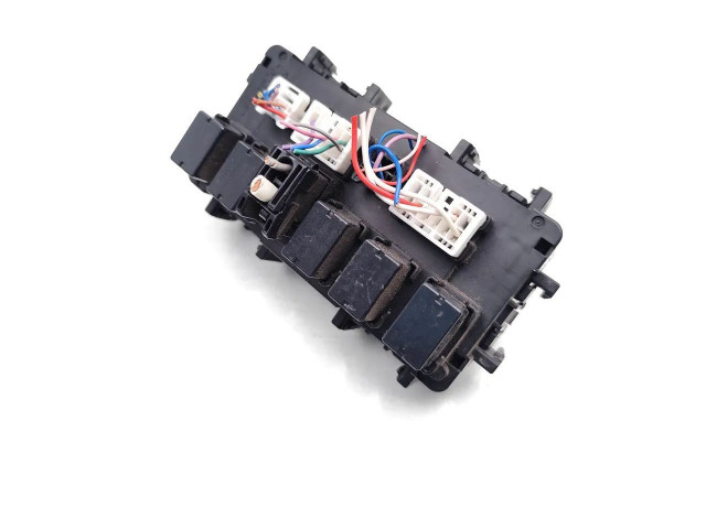 Блок предохранителей Infiniti Q50