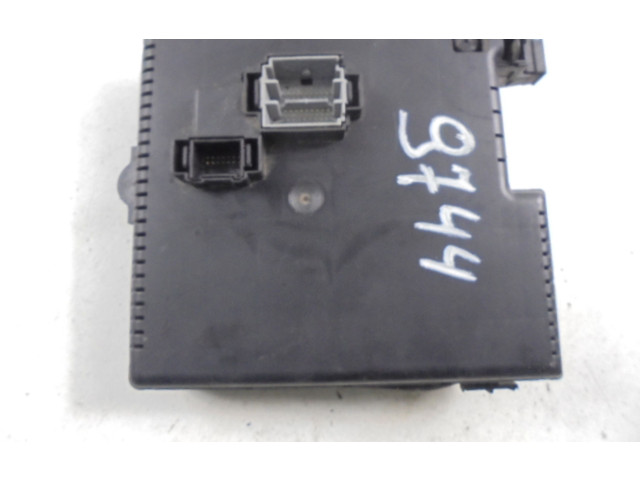 Блок предохранителей  8676391, 8676391   Volvo V70    