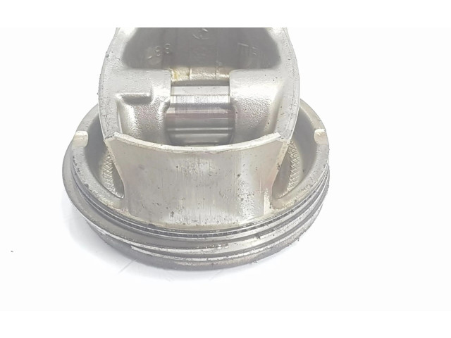 Píst A27203089, A27203089 Mercedes-Benz ML W164 M272967