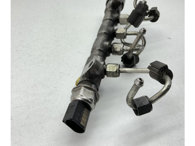 Vstřikovací lišta 04L130093, 04L130093 Volkswagen Transporter - Caravelle T6