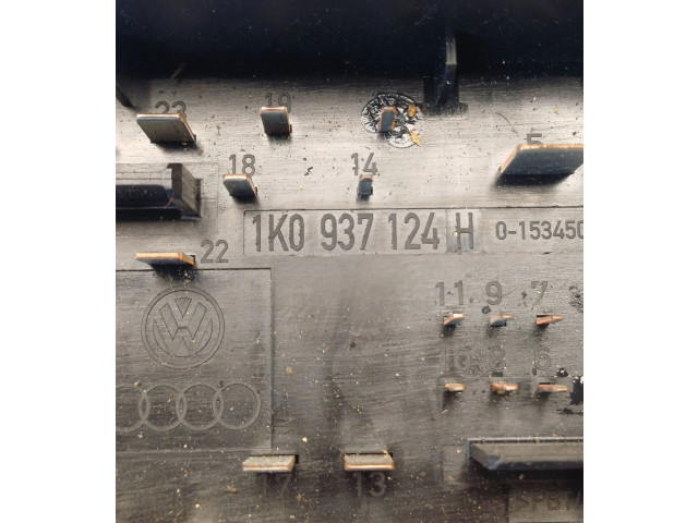 Блок предохранителей 1K0937124H Audi A3 S3 A3 Sportback 8P