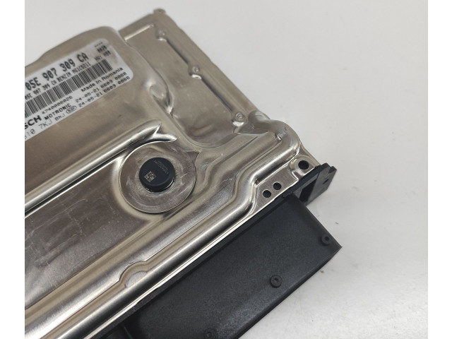 Блок управления двигателя 05E907309CA   Skoda Octavia Mk4