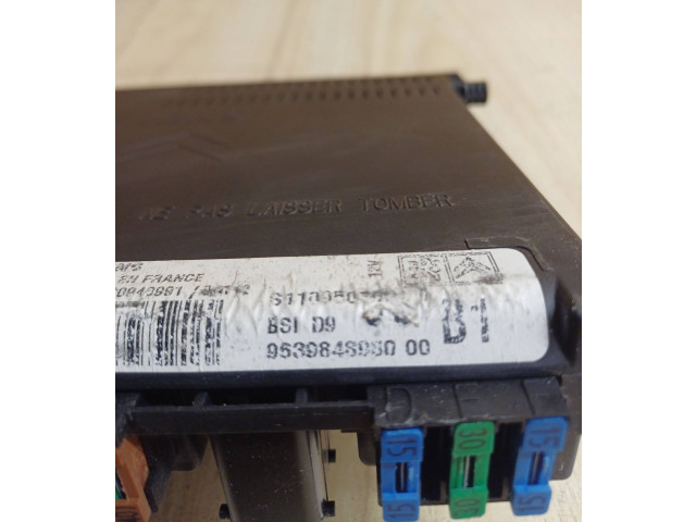 Рулевая рейка  Блок предохранителей 9639848980, S1100507   Peugeot 406 1999 - 2006 года